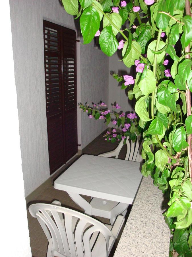 Apartments By The Sea Barbat, Rab - 17620 Barbat na Rabu Buitenkant foto